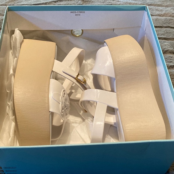 Vivienne Westwood White with Tan Platform Sandals - Picture 12 of 14